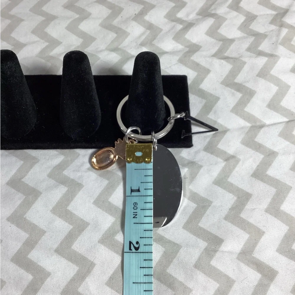 Pineapple Letter V Keychain
